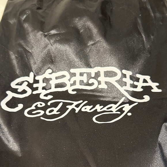 Ed Hardy Siberia Hills Love Kills Slowly Skull Animal Print Pink Blue Bag NWOT - Picture 2 of 9